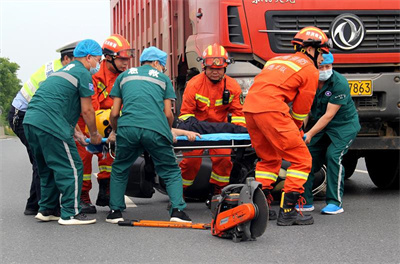 封开沛县道路救援